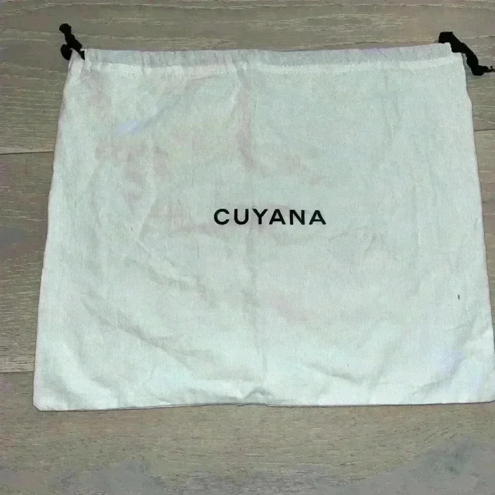 Cuyana Drawstring storage travel Dustbag‎
